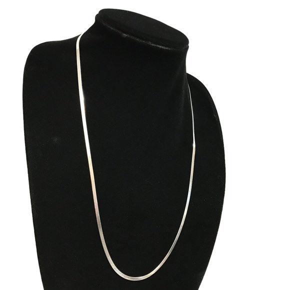 Sterling Silver .925 Vintage Herringbone Chain Made in Italy 26” - Picture 2 of 6